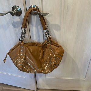 COPY - Women’s handballg 12 in long x 5.5 wide x 6 in high excellent condition